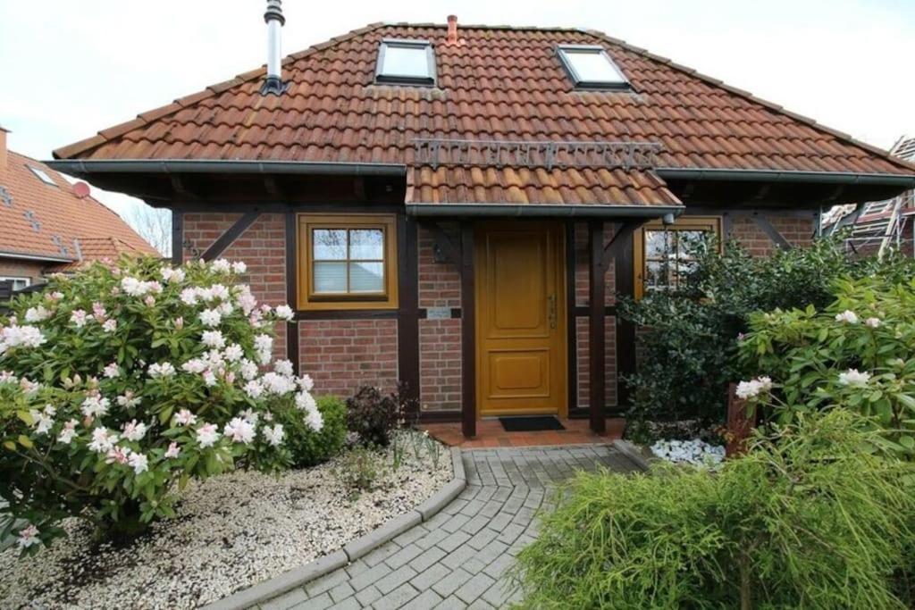 Haus Frieda Villa Dorumer Neufeld Exterior photo